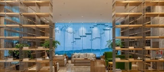 Deepness Hotel