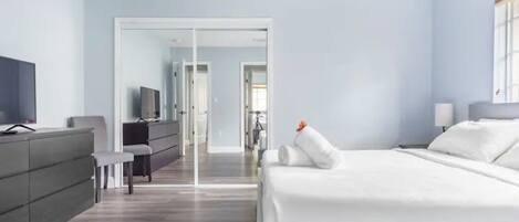 6 habitaciones, escritorio, tabla de planchar con plancha y wifi gratis