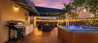 Amazing Miami Home HOT-TUB/PINGPONG/POOL TABLE/BBQ/hammock/bonfire/
