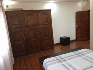 2 Schlafzimmer, Bügeleisen/Bügelbrett, WLAN