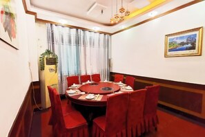 Restaurant - Rongshui Miaoshan International Hotel (Rongshui)
