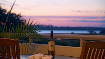 House (Pelicans Point) | Exterior