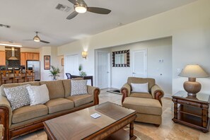 House (Pelicans Point) | Exterior