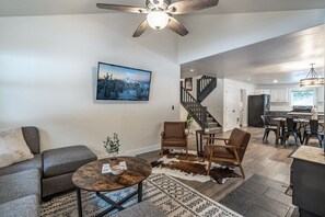 Smart TV, fireplace, table tennis