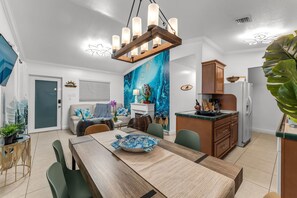 Dining - Luxury 4B/3B, Private Canal, Kayaks, 13 ft Hot Tub, 4 H Mini-Golf & Pedal Boat. (Tavernier)
