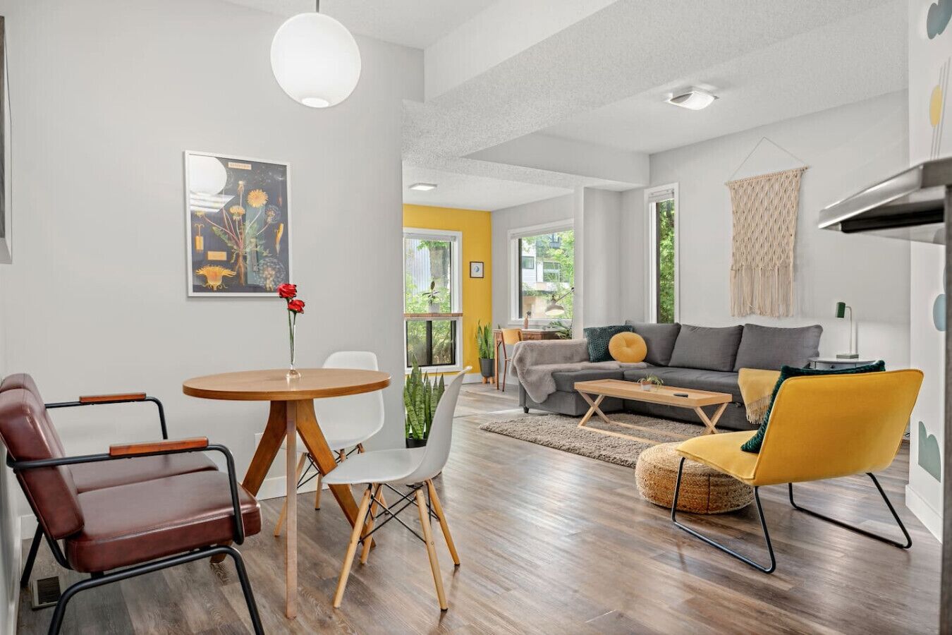 Smart TV, Netflix, streaming services