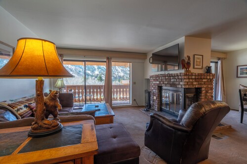 Interlaken #19 - 3 Bedroom 3 Bathroom Unit