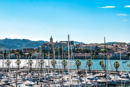 Vue sur le Port | Studio Cabine à 50m de la Plage