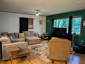 Smart TV, video games