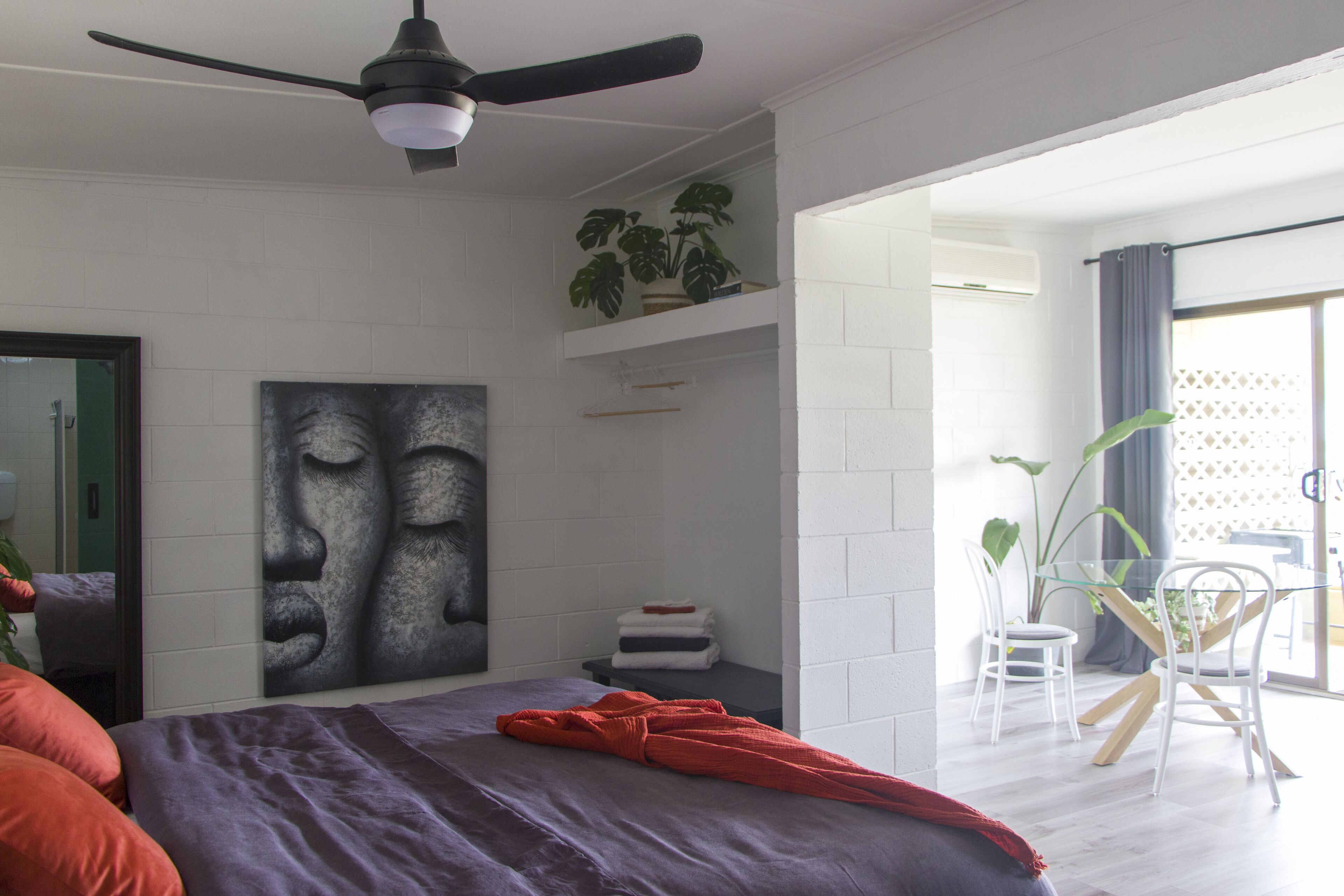 Lake Bonney Views - Cabin Retreat — image 21