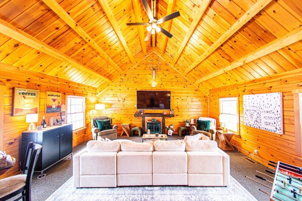 Smart TV, fireplace, video games, ping pong