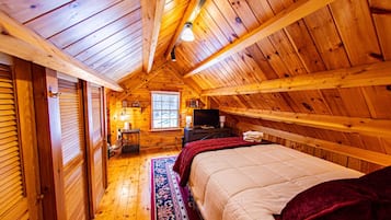 4 bedrooms, desk, iron/ironing board, travel cot