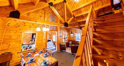 Luxurious Mt Retreat Sauna Hot Tub Fire Pit & Park