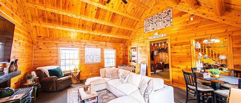 Smart TV, chimenea, videojuegos, mesa de ping pong