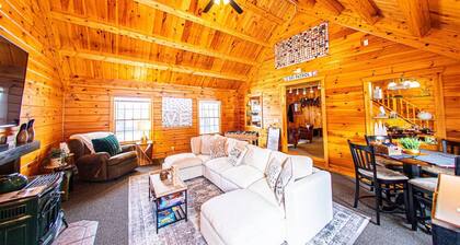 Luxurious Mt Retreat Sauna Hot Tub Fire Pit & Park