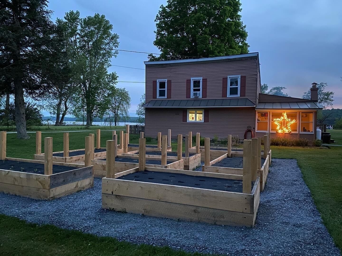 Year-round lake home with no shower/flushing restrictions