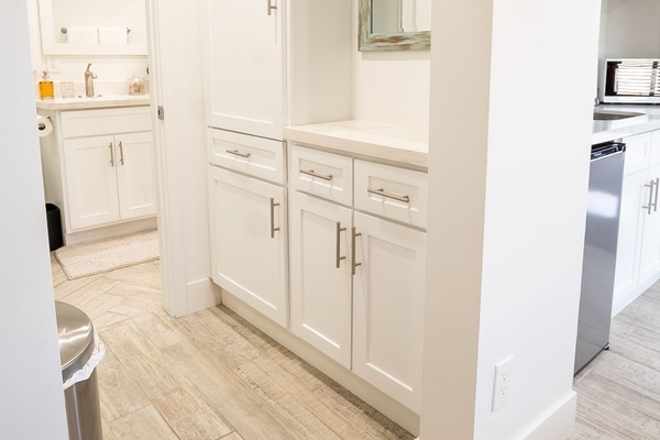 Fridge, microwave, coffee/tea maker, electric kettle