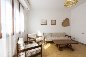 TV - Suite Daniela 3 By MMega (Massa)