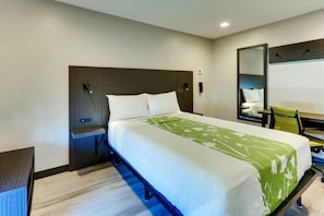 Desk, blackout drapes, free WiFi, bed sheets