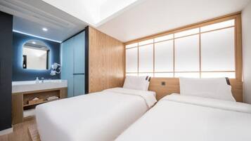 Standard Twin Room | Premium bedding, in-room safe, individually decorated, desk