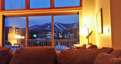 MountainView - Luxurious 5800SF Retreat with Breathtaking 4-Season Views!