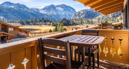 June Lake Beauty. 3 Bedrooms, 3 baths. Spacious