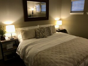 2 bedrooms, desk, iron/ironing board, WiFi