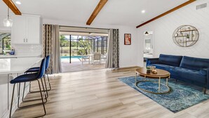 Casa (14076 Sandarac Dr) | Exterior