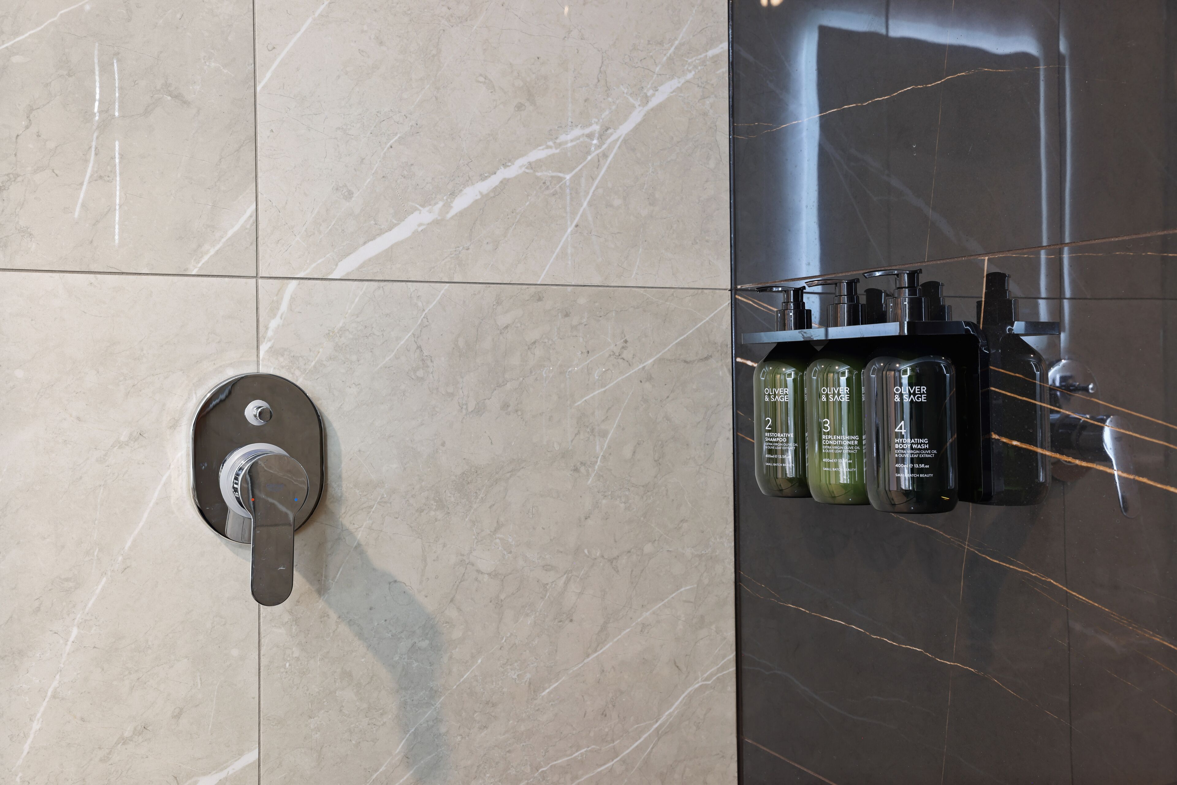 shower, rainfall showerhead, free toiletries, hair dryer