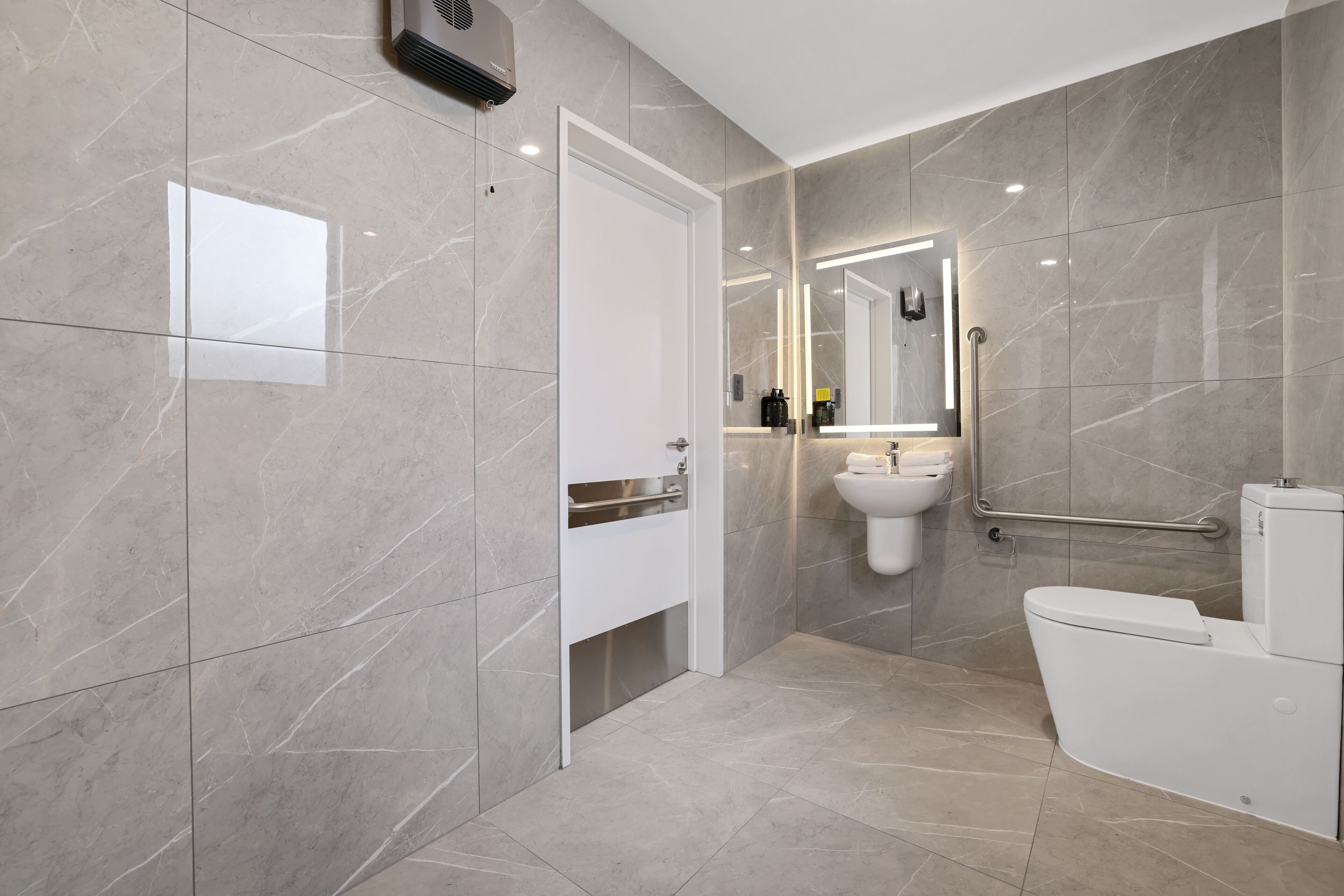 deluxe room, accessible | bathroom | shower, rainfall showerhead, free toiletries, hair dryer