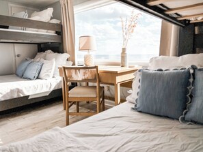 3 habitaciones, escritorio, cuna de viaje y wifi gratis 