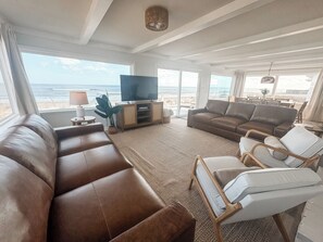 Smart TV - Family-Friendly Oceanfront Retreat, Grill, Hammocks & Stunning Views (Ponte Vedra Beach)