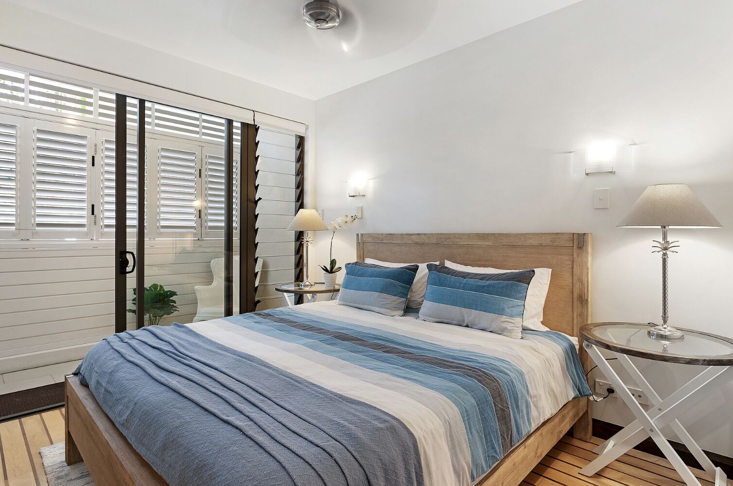 Marina Beauty.Luxury Airlie Waterfront.3 King Beds — image 21