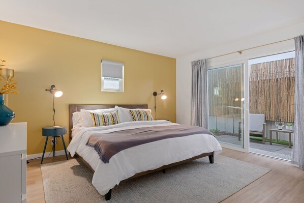 2 bedrooms, WiFi, bed sheets