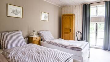 2 bedrooms, Internet