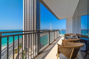 Premium Apartment, 2 Bedrooms, Non Smoking, Marina View | Balcony