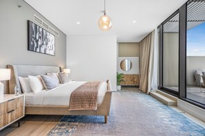 Luxury Penthouse, 4 Bedrooms, Non Smoking, Sea View