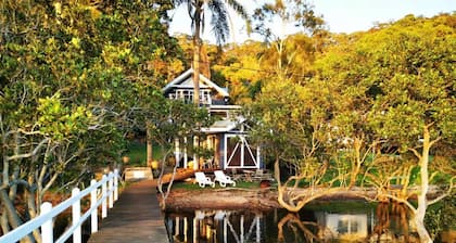 Your Perfect Waterfront Escape/ holiday