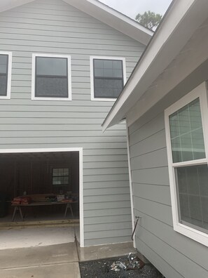 Exterior - Open and Bright House with studio Apartment (Houston)