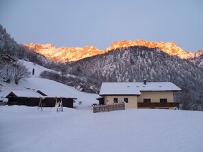 Exterior - Vacation apartment for 2-4 persons with balcony (Marktschellenberg)