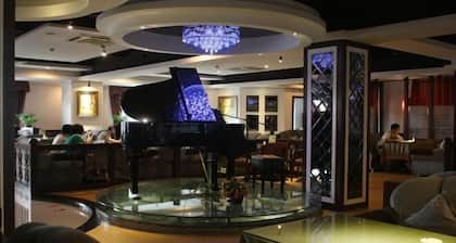 Huasheng Holiday Hotel