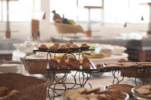 Daily buffet breakfast (EUR 10 per person)