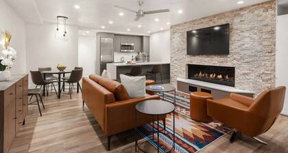 3 Blocks to Aspen Mtn! Cozy Winter Retreat with Gas FP, W/D & Parking. Book Your Dream Stay Now!