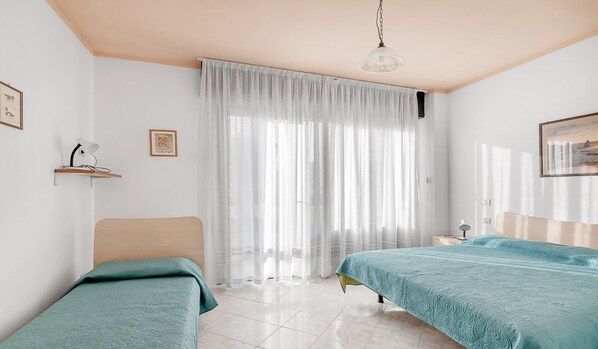 1 غرفة نوم وملاءات أسرّة