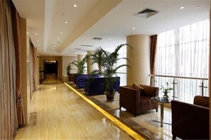 Lobby lounge - Shanshui Hotel (Yuxi)