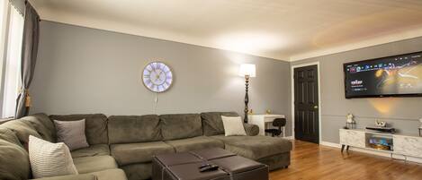 Smart TV, video games