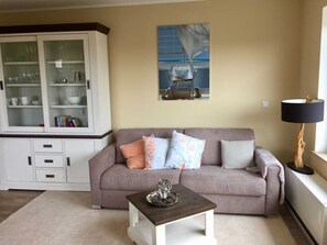 Unclassified image, 5 of 11, button