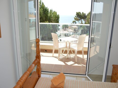 Villa „Medas Maura 8“ mit Pool, WLAN, Balkon und Terrasse