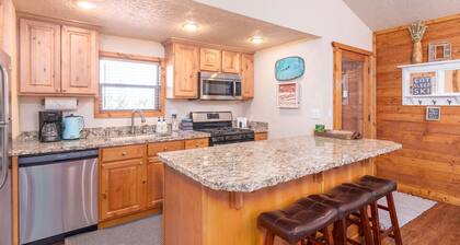 Sawmill Creek #5 - Cozy, Spectacular Mountain Gem