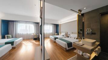 Superior Twin Room | 1 bedroom, individually decorated, desk, free WiFi